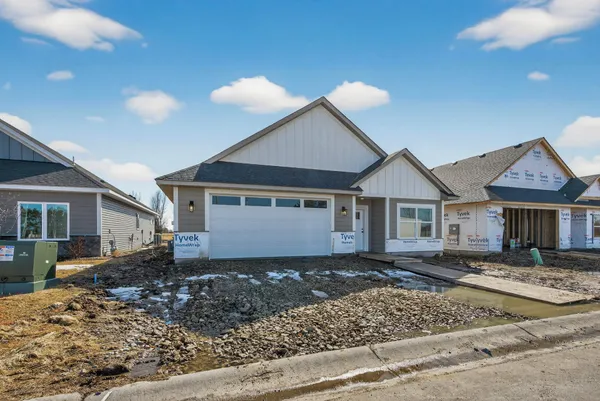 $454,900 | 12745 292nd Street, Lindstrom, MN 55045