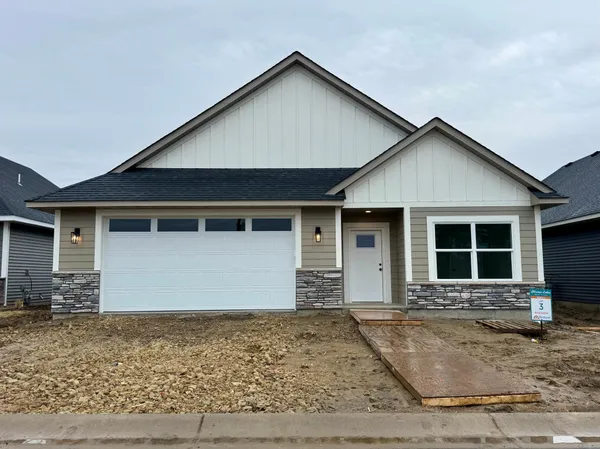 $454,900 | 12745 292nd Street, Lindstrom, MN 55045