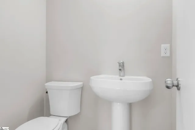 $199,000 | 128 Dagnall Circle, Laurens, SC 29360