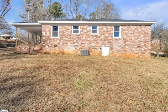 $199,000 | 128 Dagnall Circle, Laurens, SC 29360