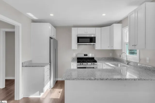 $199,000 | 128 Dagnall Circle, Laurens, SC 29360