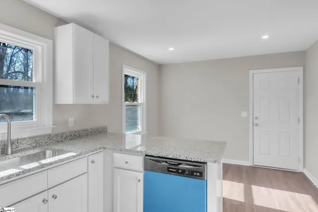 $199,000 | 128 Dagnall Circle, Laurens, SC 29360