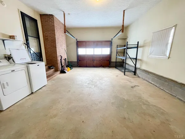 $239,900 | 1117 Granite Drive, Bedford, VA 24523