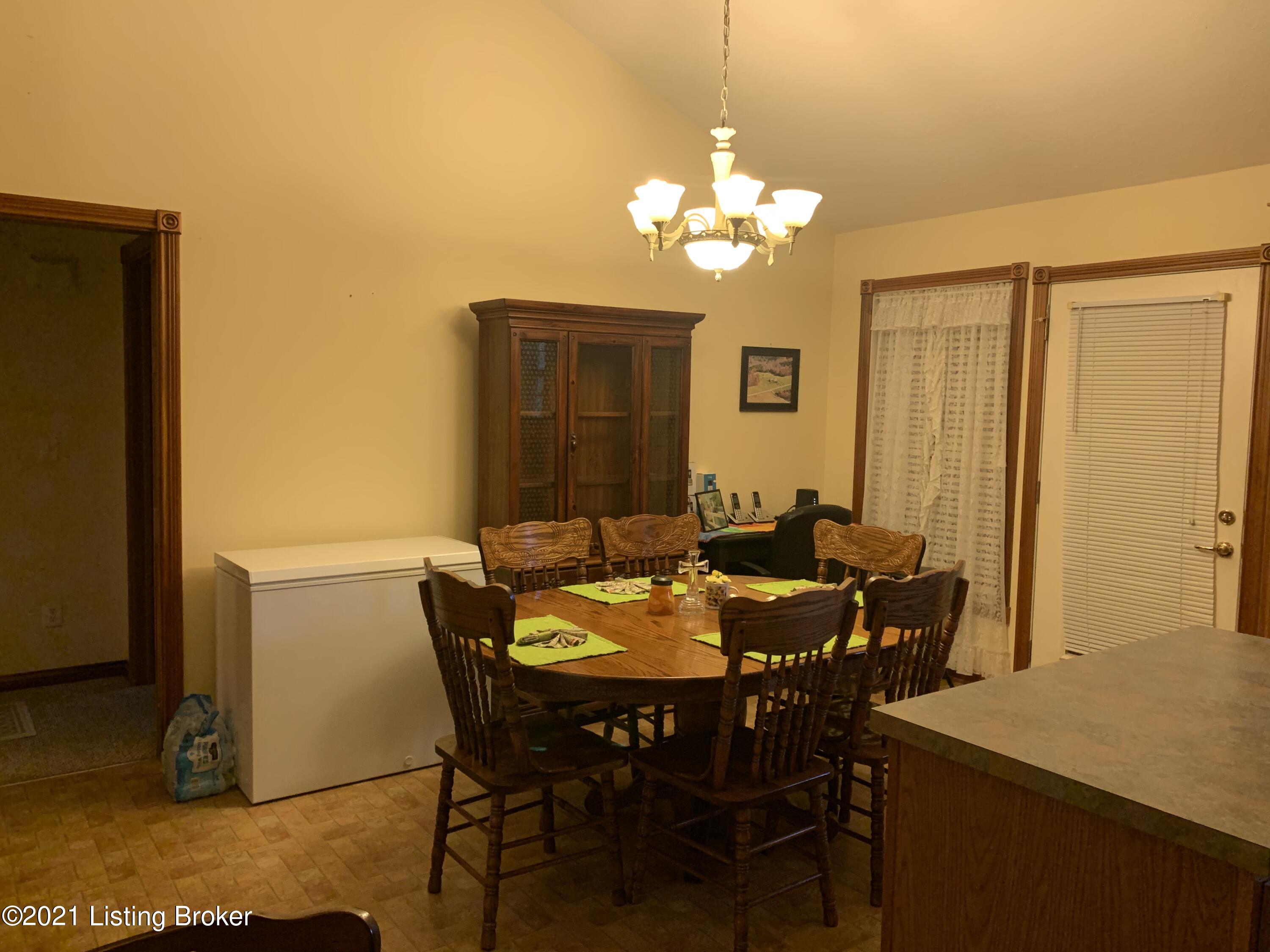 1096 Cecil Noel Road Bloomfield, KY 40008 - Photo 55 of 105 IMG_0517