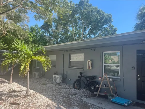 $900,000 | 115 Cleveland Avenue Southwest, Largo, FL 33770