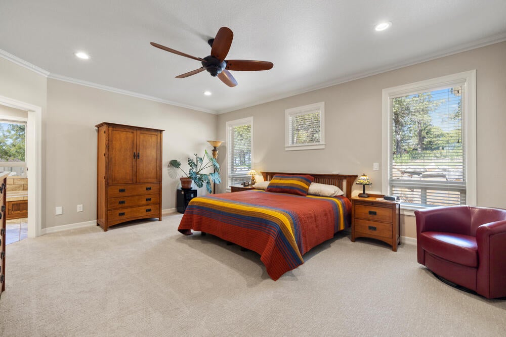 6349 Sanderling Road Klamath Falls, OR 97601 - Photo 25 of 75 Primary Suite