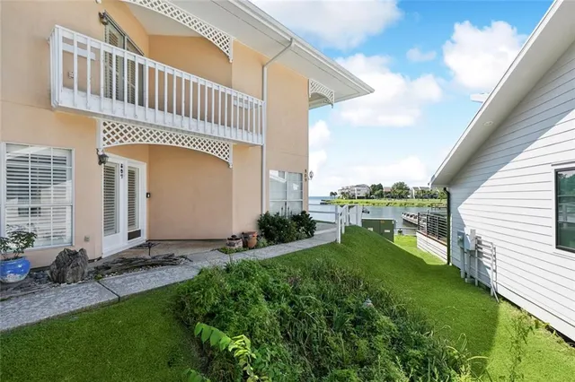 $239,900 | 807 Tops L Drive, Unit 807, Mandeville, LA 70448
