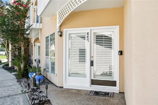 $209,900 | 807 Tops L Drive, Unit 807, Mandeville, LA 70448