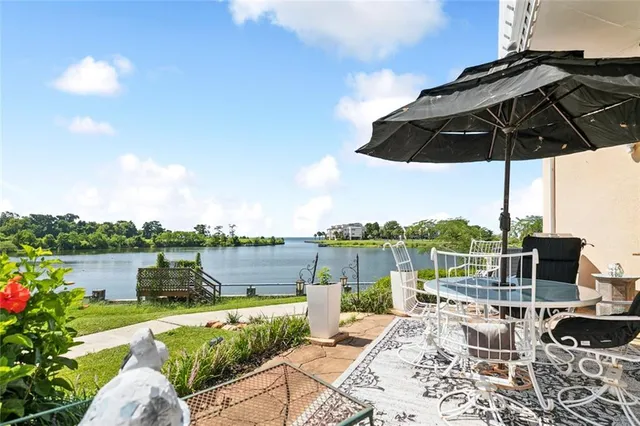 $239,900 | 807 Tops L Drive, Unit 807, Mandeville, LA 70448