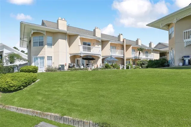 $239,900 | 807 Tops L Drive, Unit 807, Mandeville, LA 70448