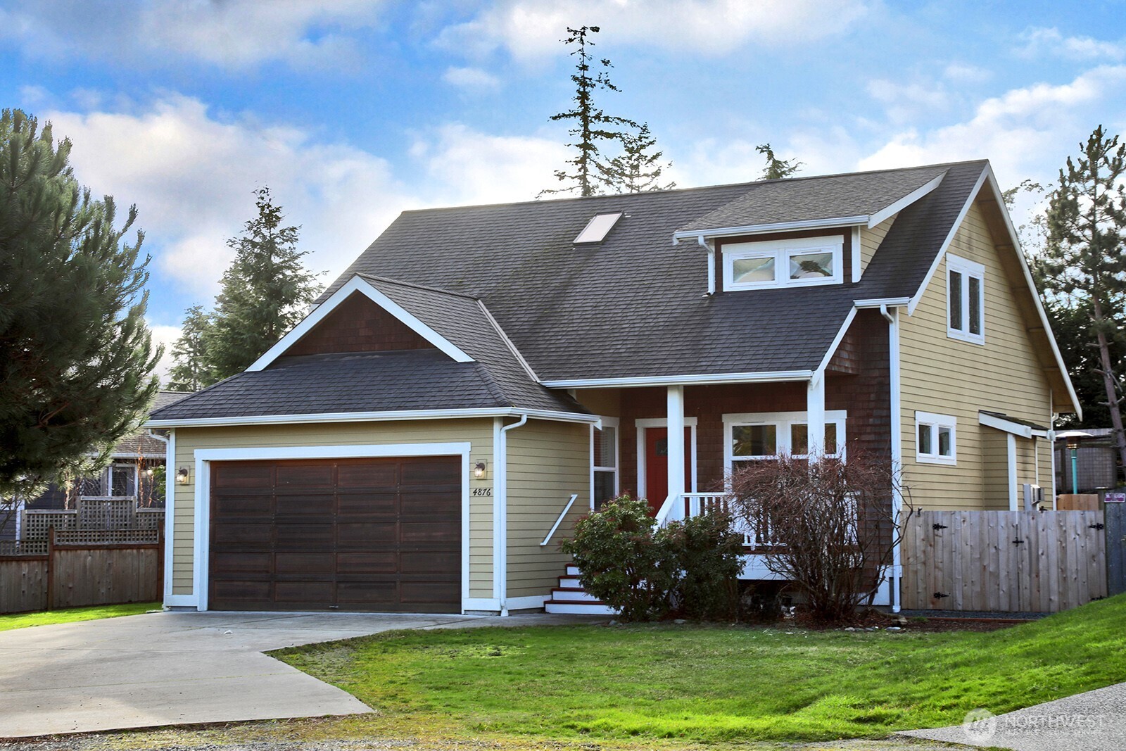 4876 Breezefair Road Freeland, WA 98249 - Photo 2 of 36 Gallery Image 2