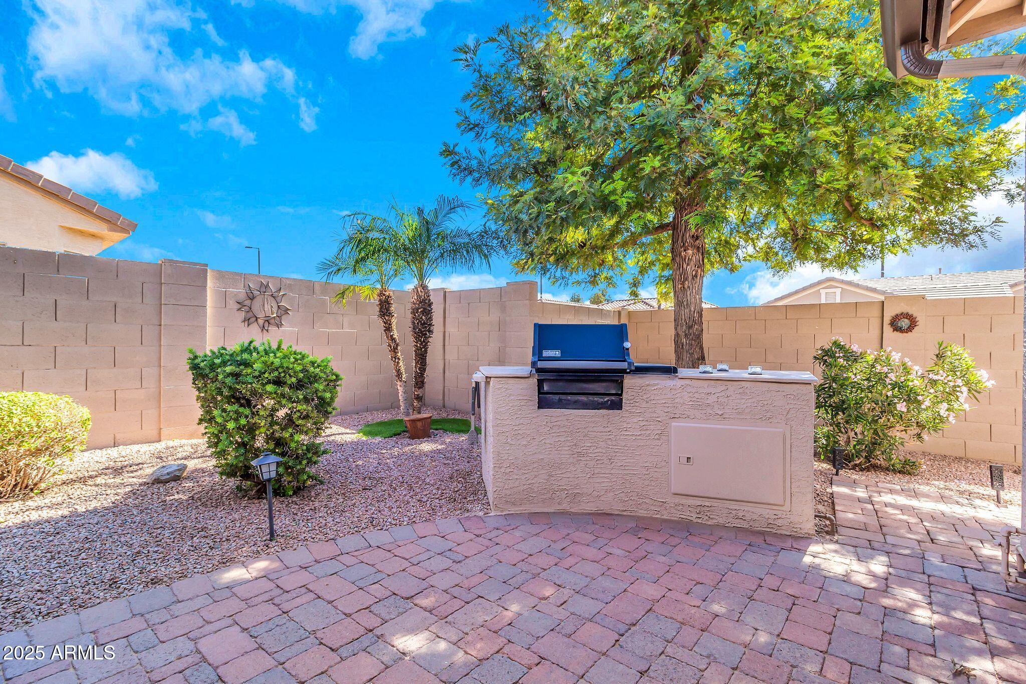 6959 South Rincon Drive Chandler, AZ 85249 - Photo 20 of 25 Pavers Outback