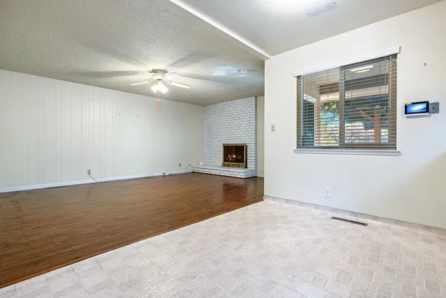 $400,000 | 6647 North Anna Street, Fresno, CA 93710