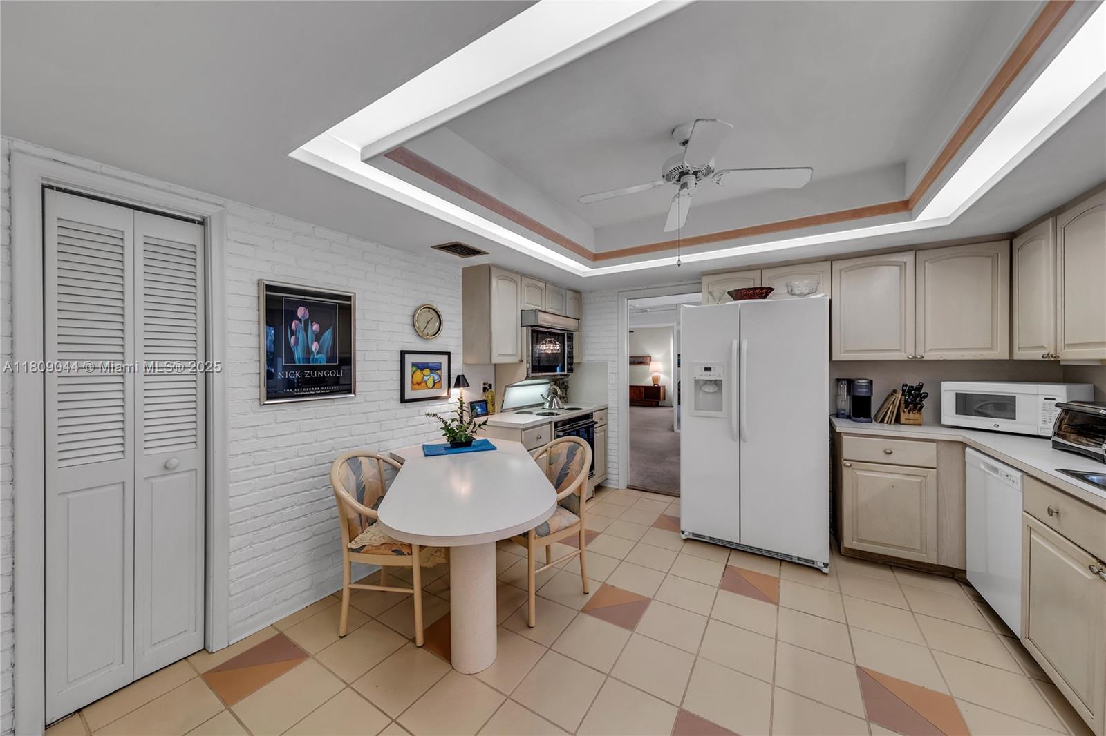 7541 Southwest 9th Street Plantation, FL 33317 - Photo 16 of 62