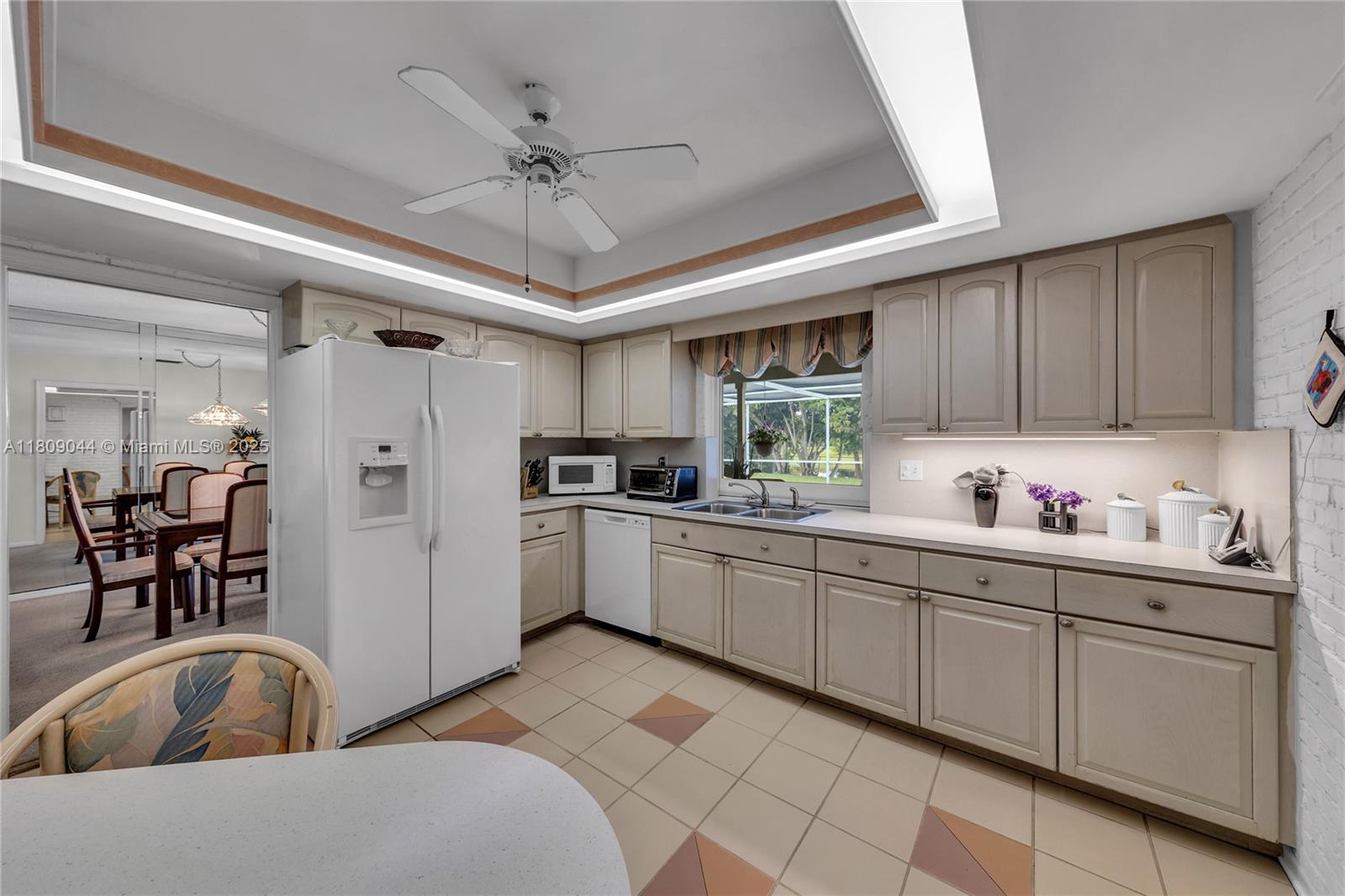 7541 Southwest 9th Street Plantation, FL 33317 - Photo 17 of 62