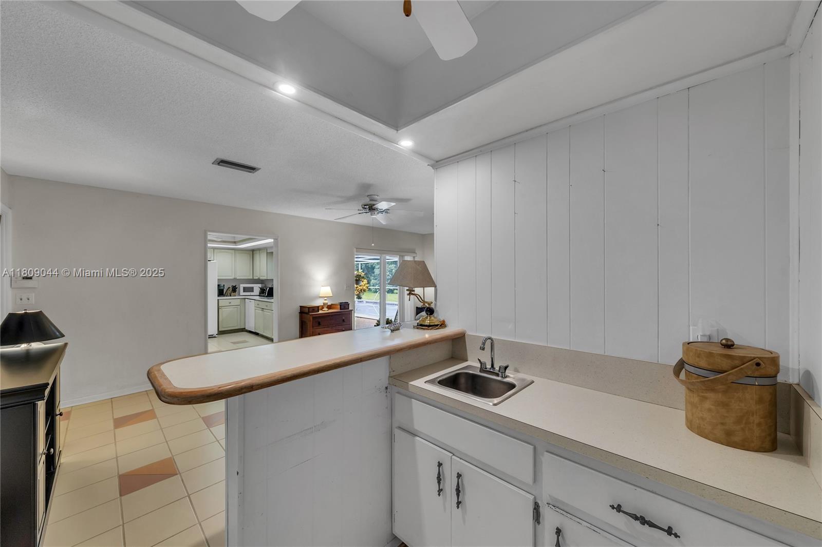 7541 Southwest 9th Street Plantation, FL 33317 - Photo 27 of 62