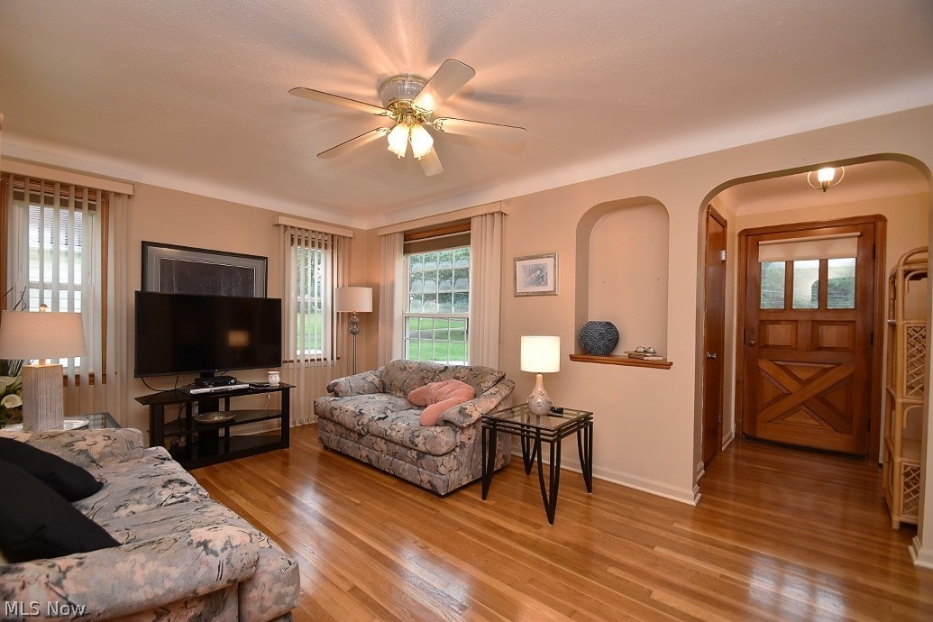 10625 Ridge Road North Royalton, OH 44133 - Photo 4 of 32