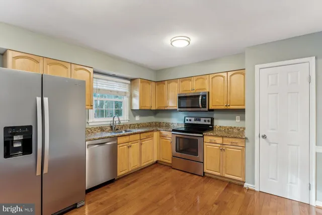 $3,700 | 8624 Burling Wood Drive, Springfield, VA 22152