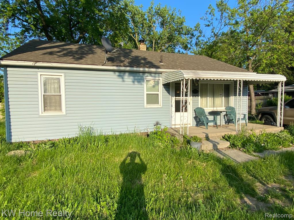 3115 Crooks Road Rochester Hills, MI 48309 - Photo 1 of 11