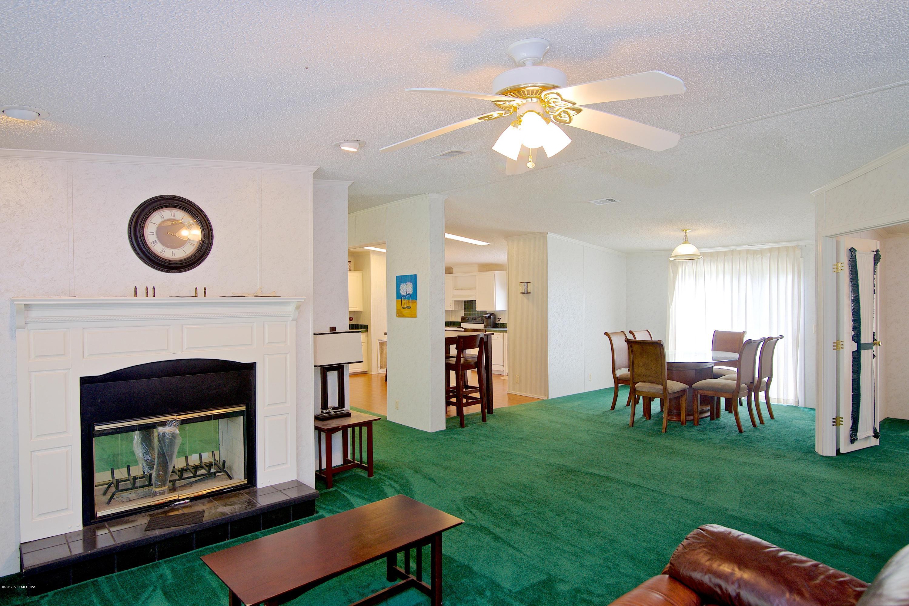 Living DIning Kitchen