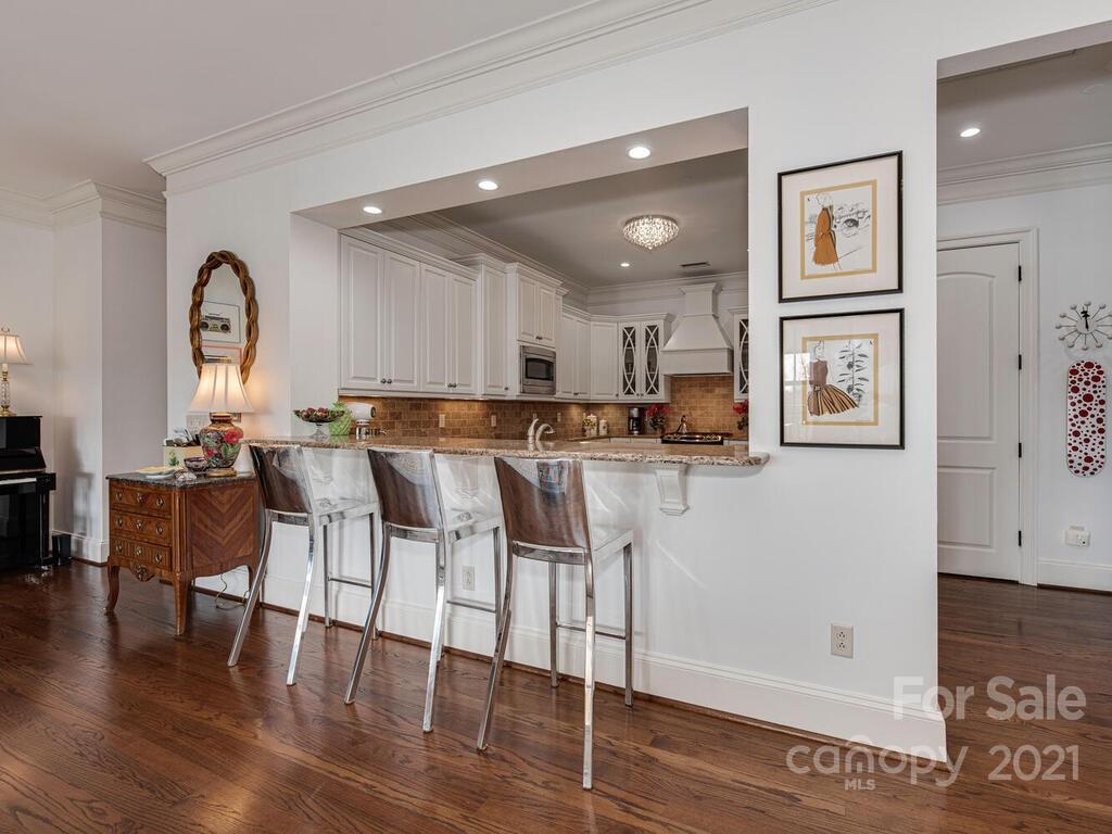 2823 Providence Road, Unit 256 Charlotte, NC 28211 - Photo 15 of 34 Gallery Image 15