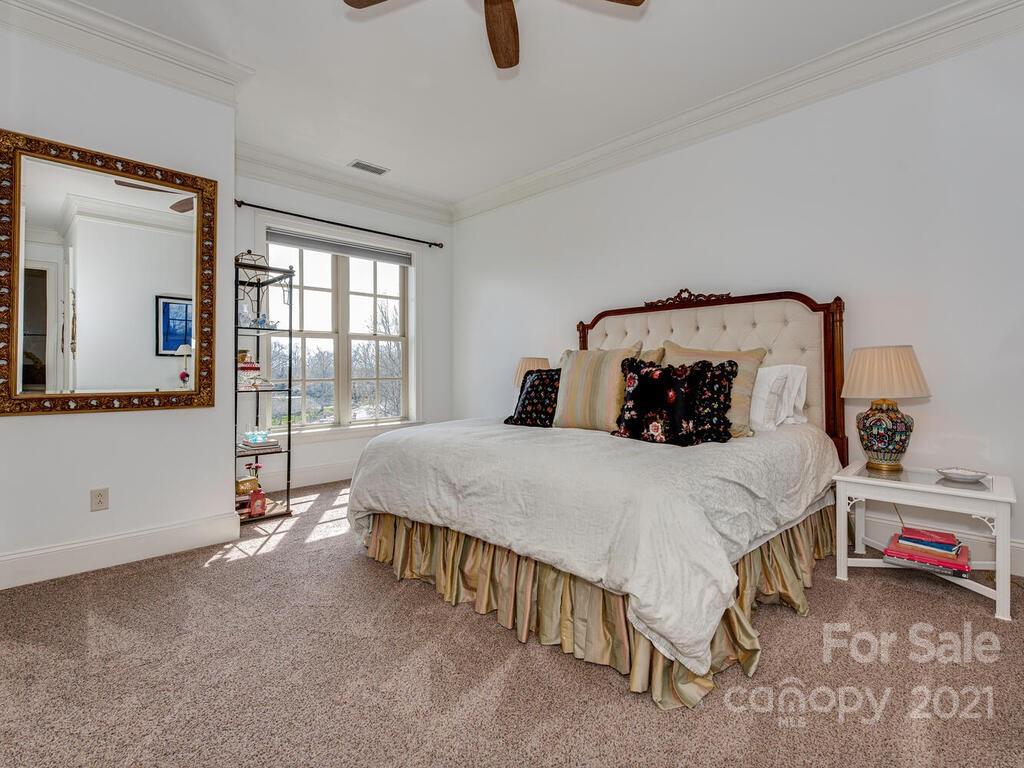 2823 Providence Road, Unit 256 Charlotte, NC 28211 - Photo 20 of 34 Gallery Image 20