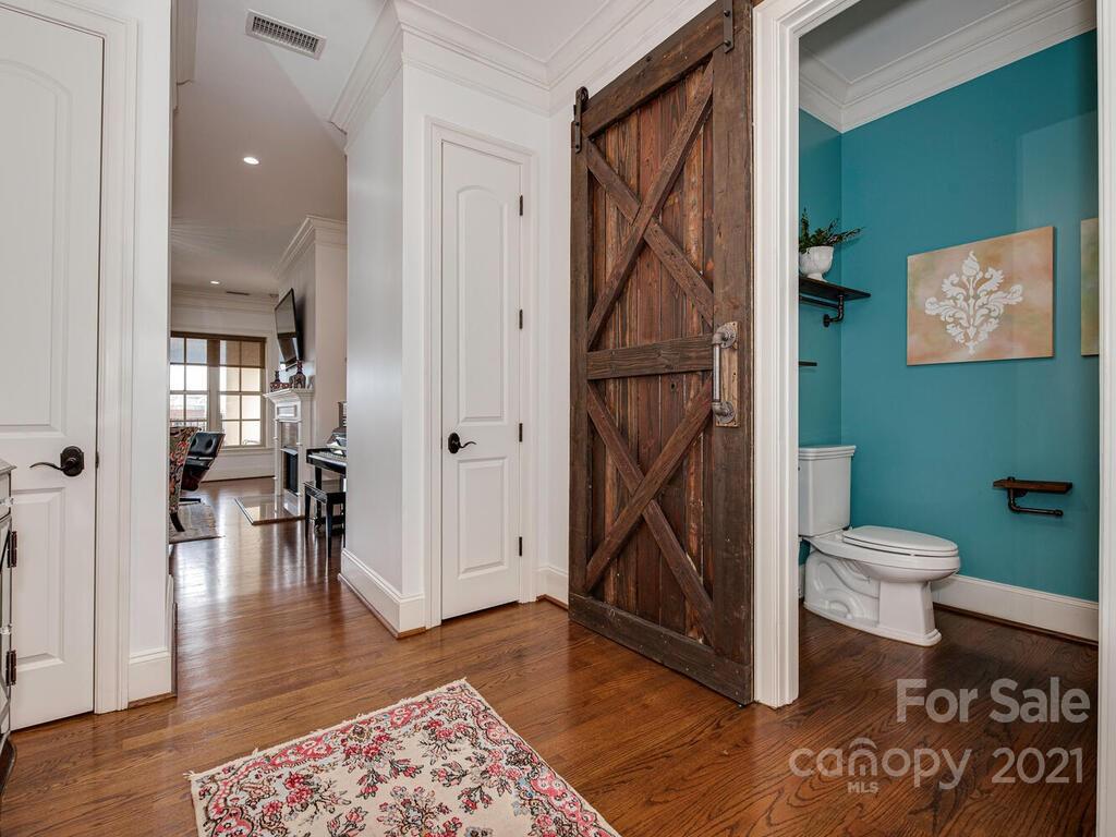2823 Providence Road, Unit 256 Charlotte, NC 28211 - Photo 5 of 34 Gallery Image 5