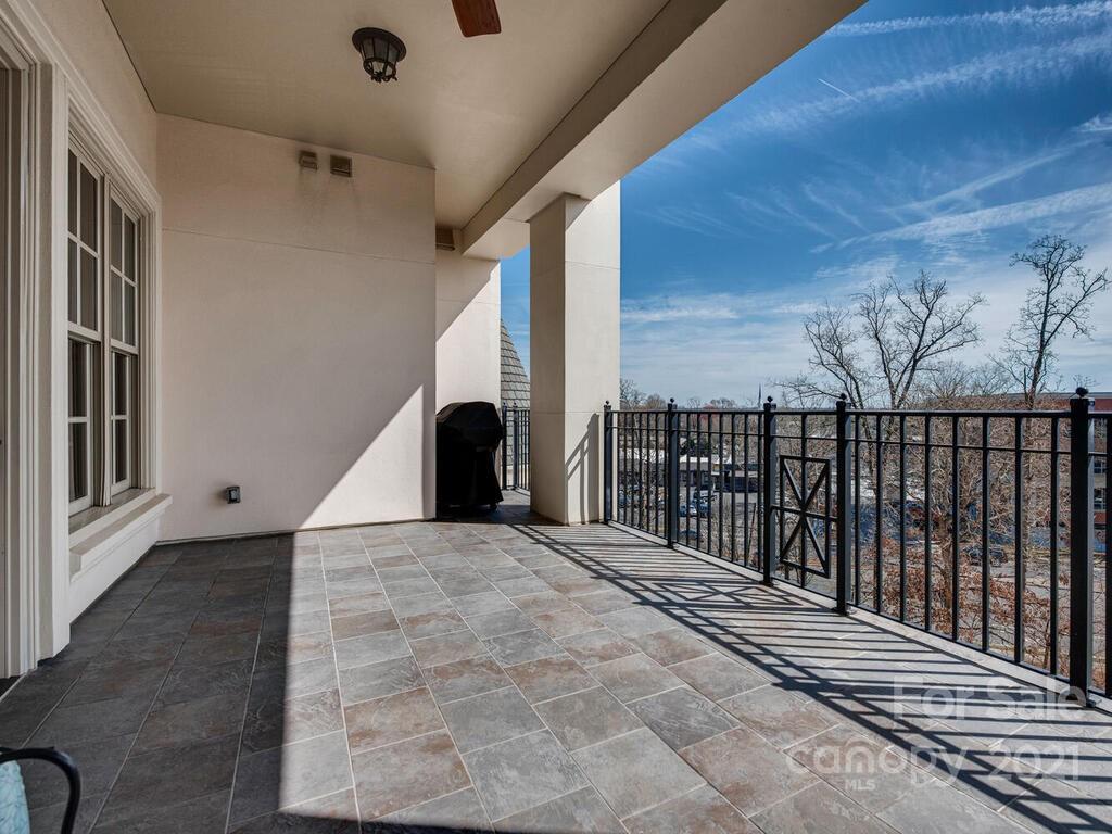2823 Providence Road, Unit 256 Charlotte, NC 28211 - Photo 7 of 34 Gallery Image 7