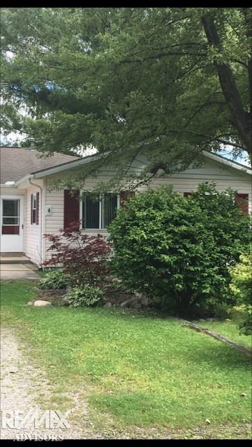 7307 Bealane Road Algonac, MI 48001 - Photo 26 of 32 31327585-25.JPG