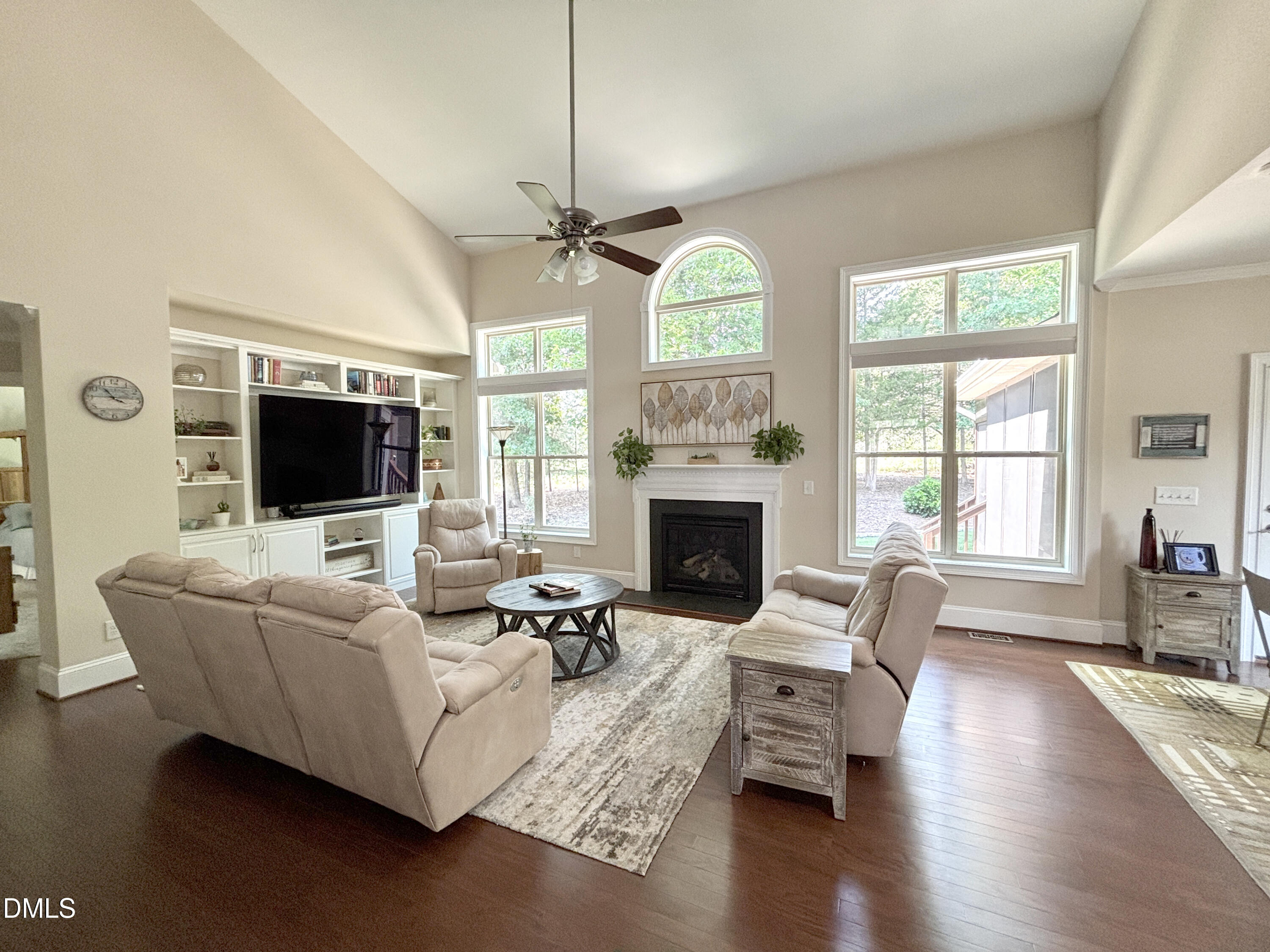 6 Rio Grande Court Durham, NC 27703 - Photo 15 of 45 great room