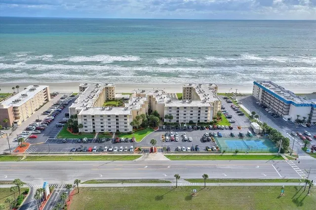 $475,000 | 4175 South Atlantic Avenue, Unit 4070, New Smyrna Beach, FL 32169
