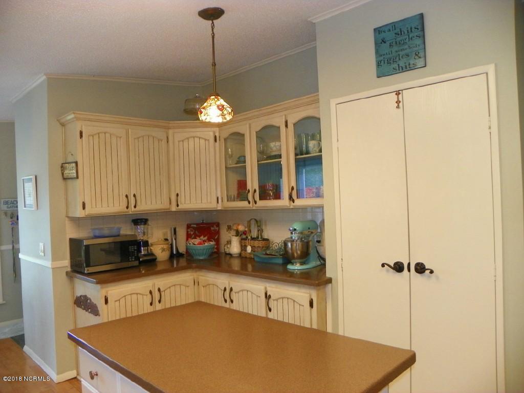 303 Rudder Court Hampstead, NC 28443 - Photo 23 of 51 100_1097_resized
