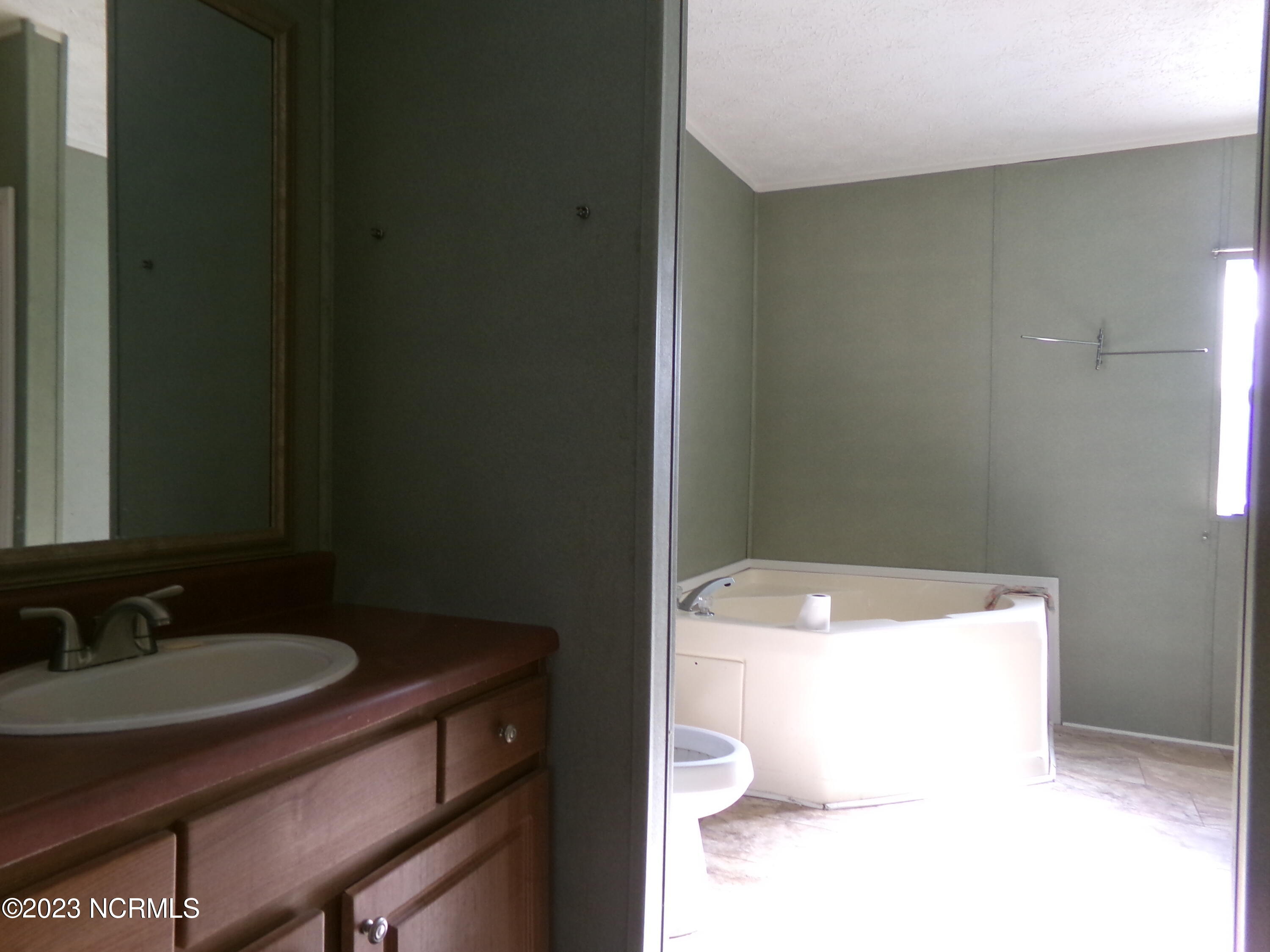 945 Joe Piver Road Chadbourn, NC 28431 - Photo 15 of 16 139_0282