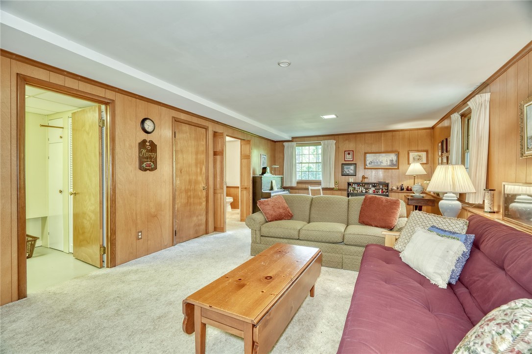 226 Dickinson Road Webster, NY 14580 - Photo 26 of 50