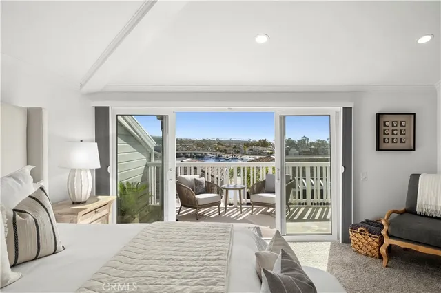 $2,895,000 | 990 Bayside Cove, Unit 609, Newport Beach, CA 92660