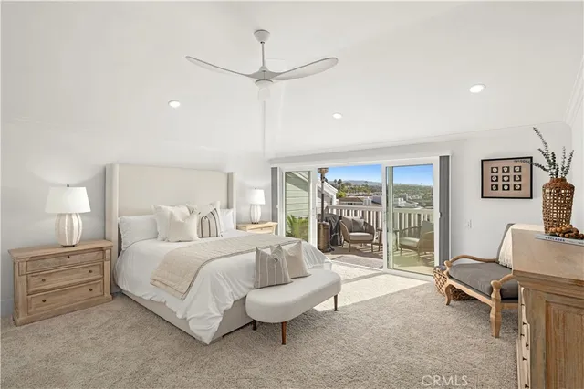 $2,895,000 | 990 Bayside Cove, Unit 609, Newport Beach, CA 92660