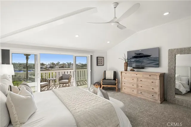 $2,895,000 | 990 Bayside Cove, Unit 609, Newport Beach, CA 92660