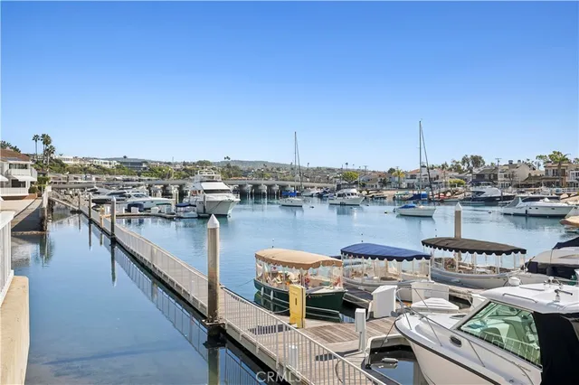 $2,895,000 | 990 Bayside Cove, Unit 609, Newport Beach, CA 92660