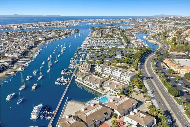 $2,895,000 | 990 Bayside Cove, Unit 609, Newport Beach, CA 92660