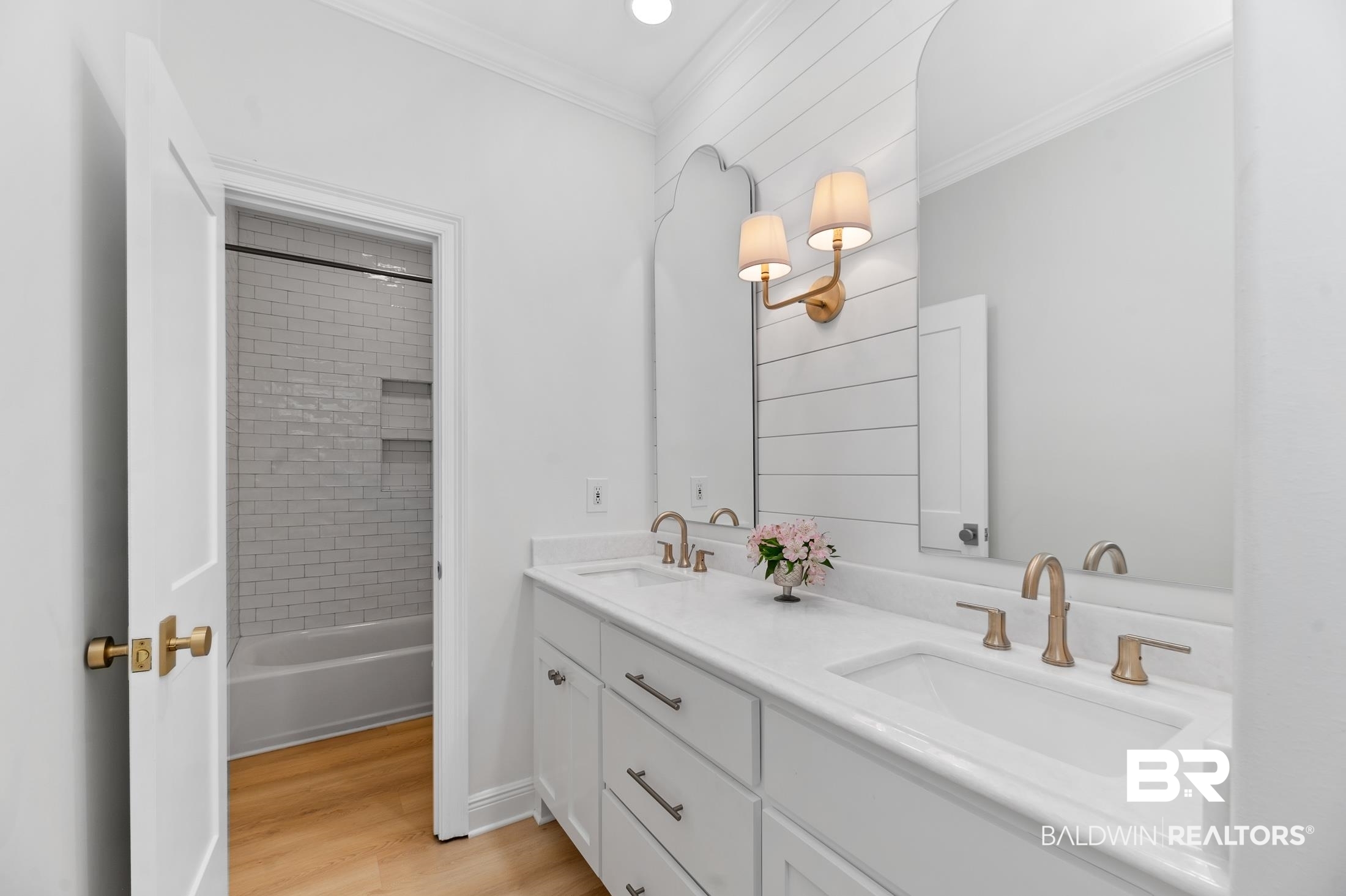 10326 Emmanuel Street Daphne, AL 36526 - Photo 21 of 32 Bathroom