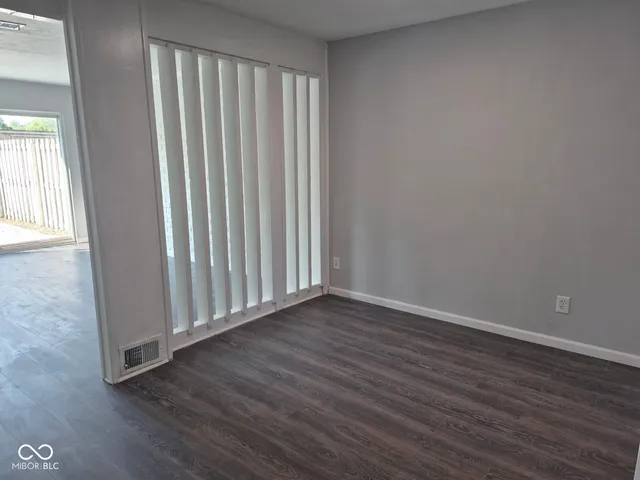 $124,900 | 7411 Countrybrook Drive, Indianapolis, IN 46260