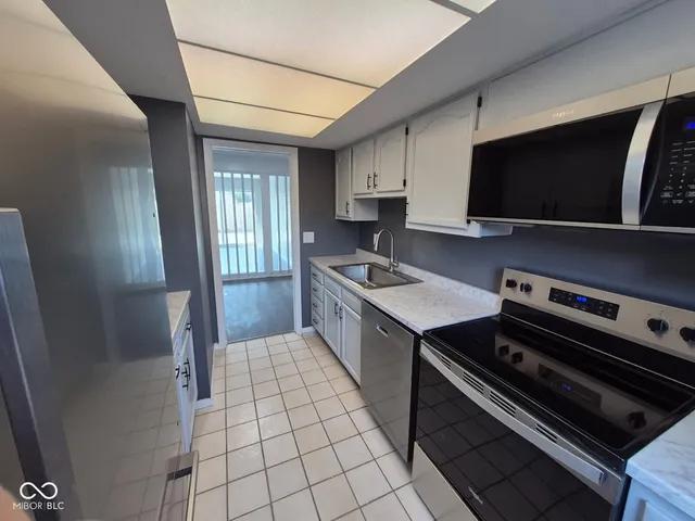 $124,900 | 7411 Countrybrook Drive, Indianapolis, IN 46260