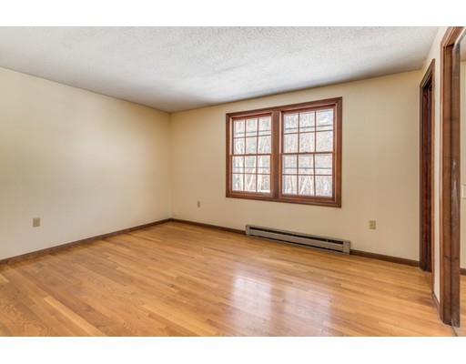 12 Collins Road Wakefield, MA 01880 - Photo 16 of 28 Gallery Image 16