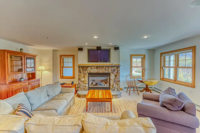 $1,850,000 | 10 Mt Madison Lane, Unit 7, Twin Mountain, NH 03595