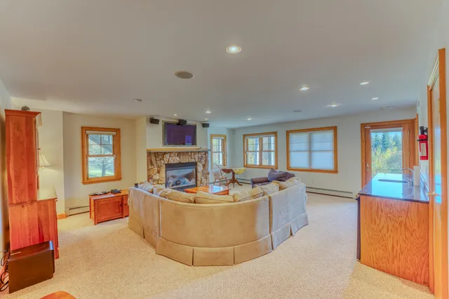 $1,850,000 | 10 Mt Madison Lane, Unit 7, Twin Mountain, NH 03595