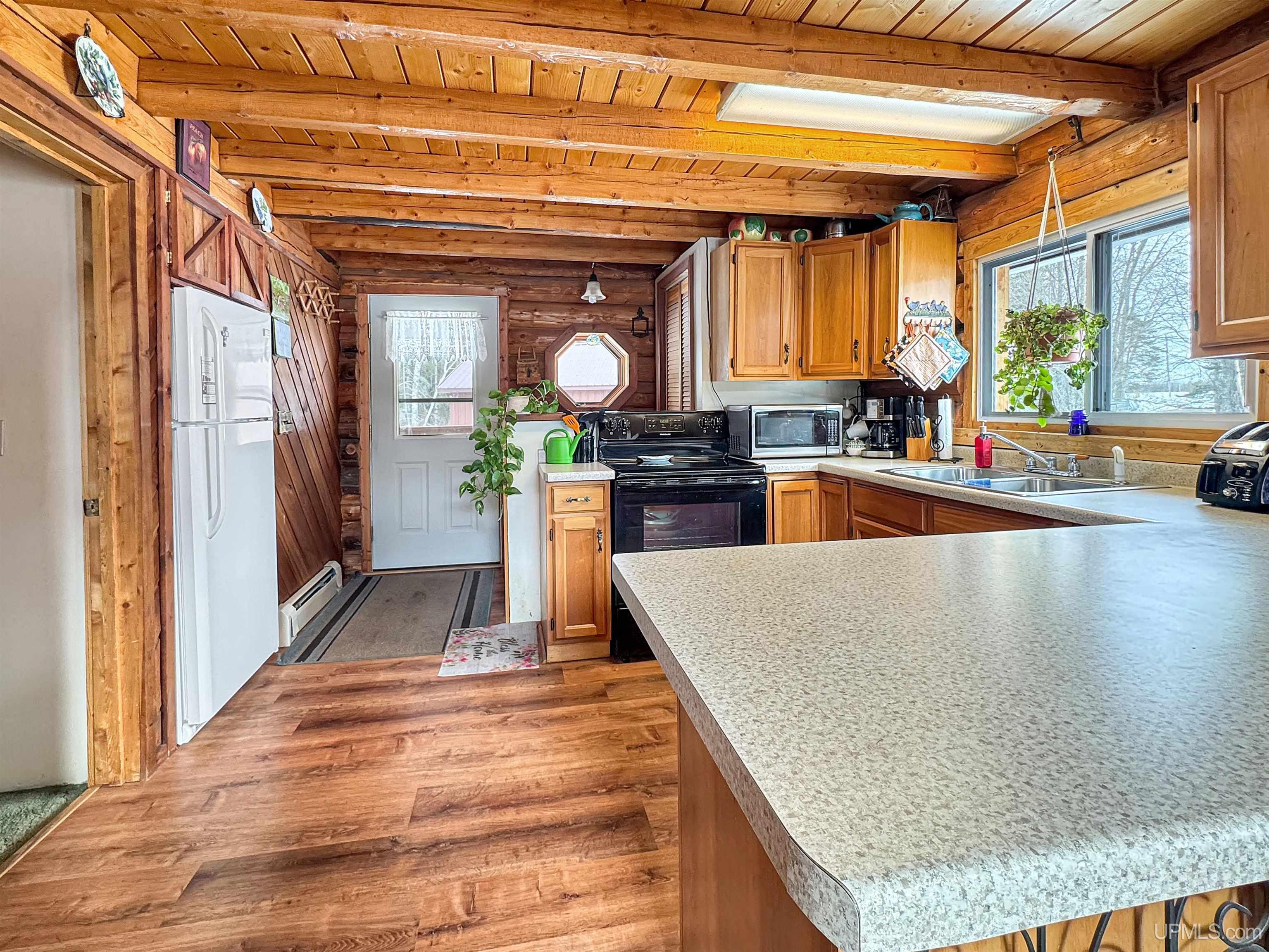 313 Peterson Road Crystal Falls, MI 49920 - Photo 8 of 25