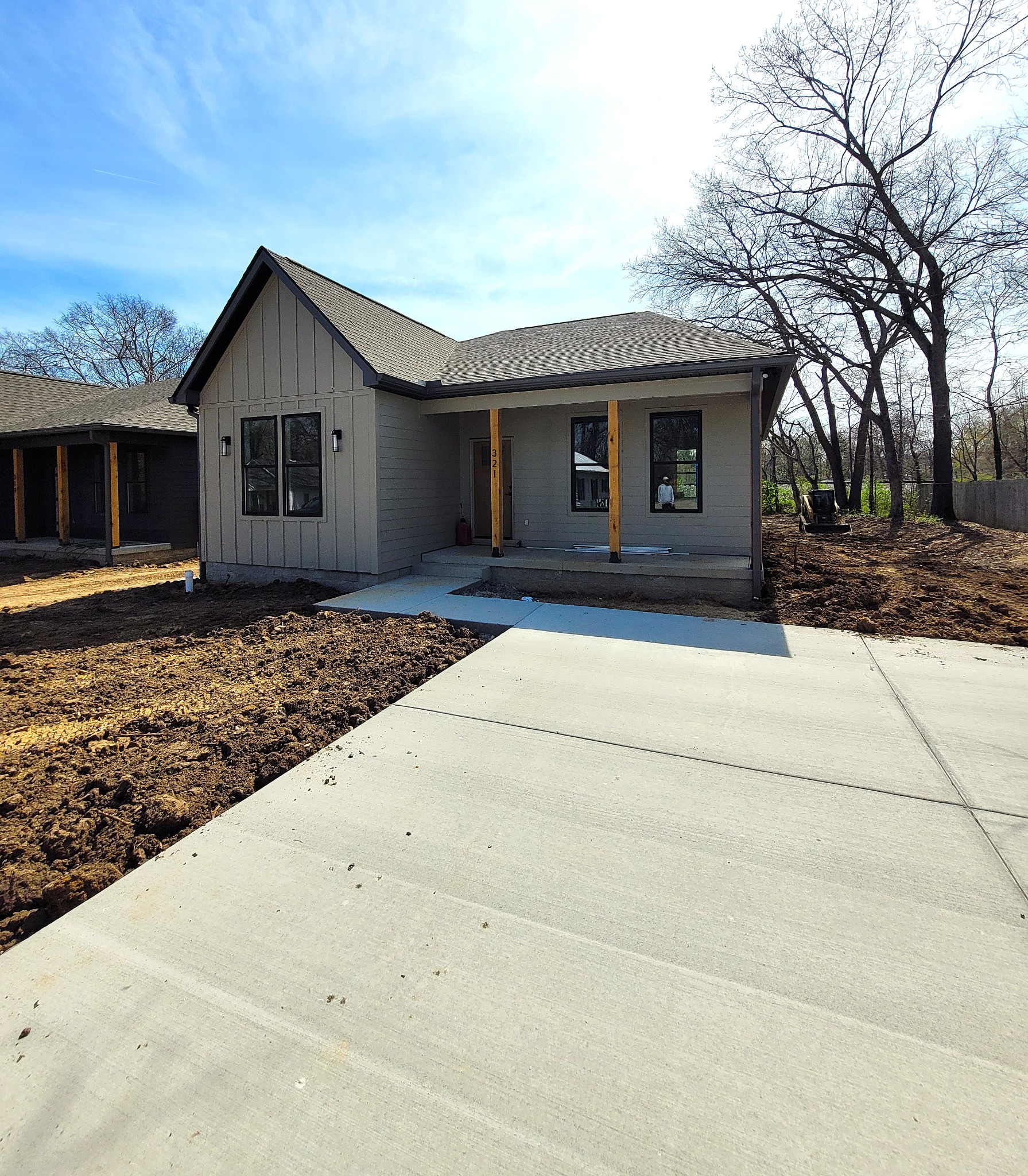 321 Jackson Street White Bluff, TN 37187 - Photo 2 of 10