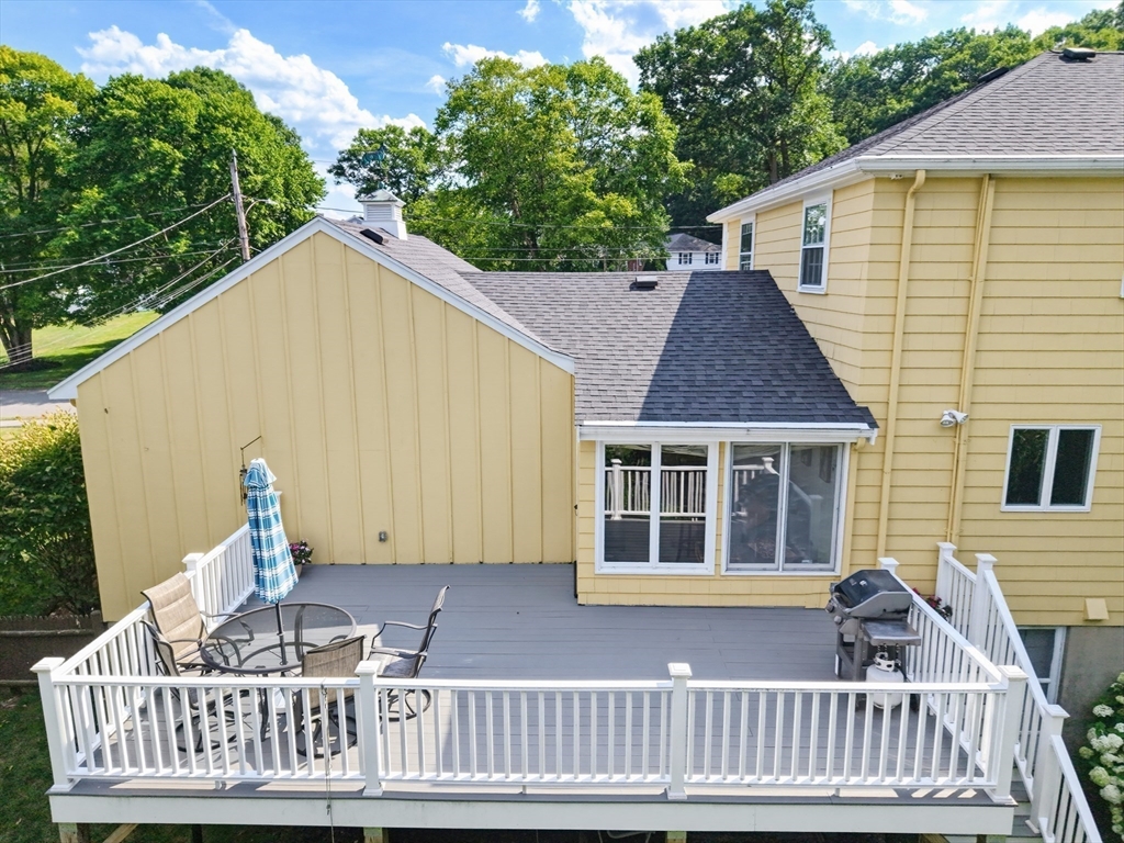 19 Belmont Road Wakefield, MA 01880 - Photo 38 of 42