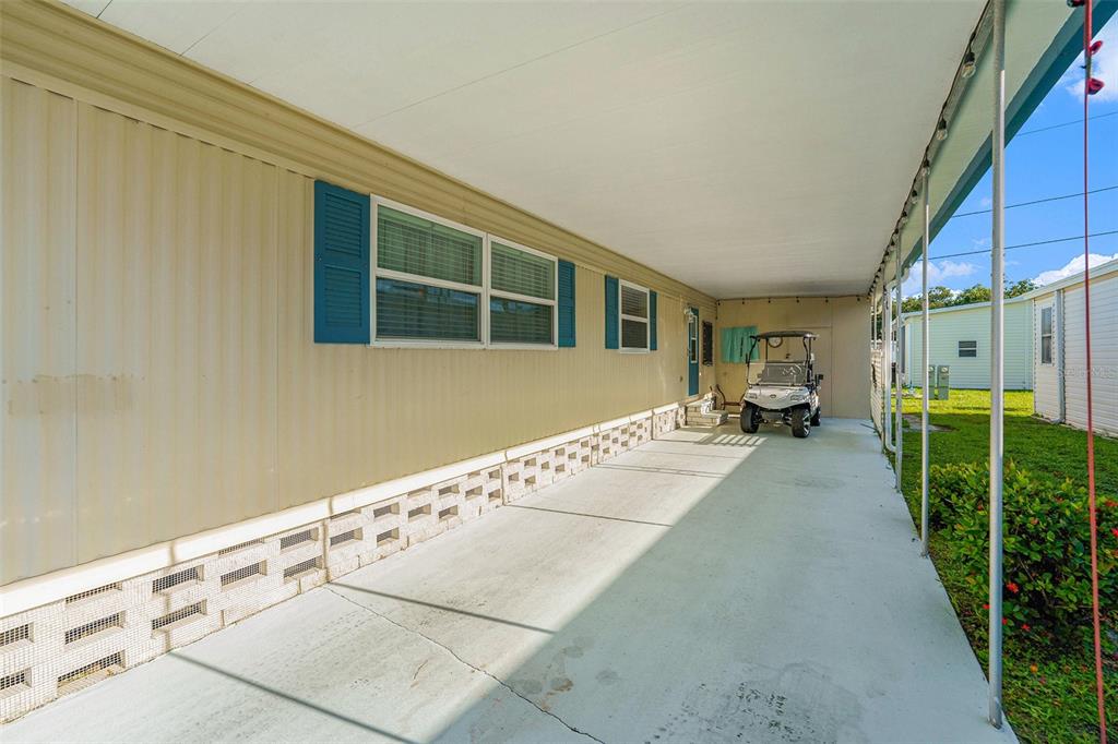 34527 Violet Drive Pinellas Park, FL 33781 - Photo 19 of 27 a view of a balcony