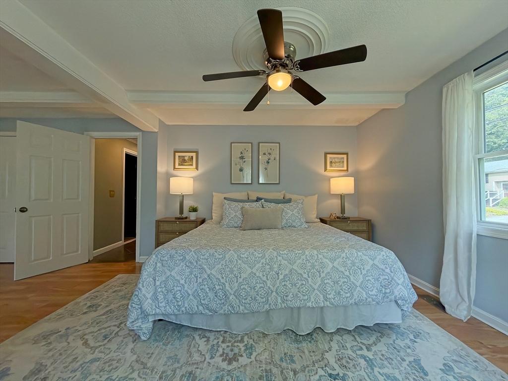 476 Pelham Road Dracut, MA 01826 - Photo 10 of 26 Gallery Image 10